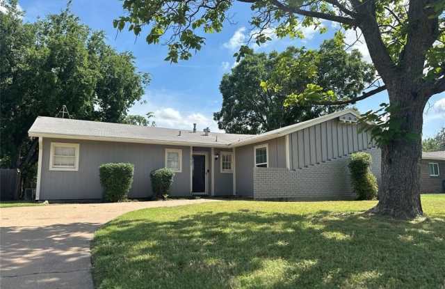 3017 Bennett Drive photos photos