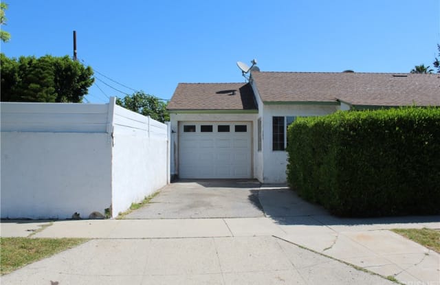5061 Chimineas Avenue - 5061 Chimineas Avenue, Los Angeles, CA 91356