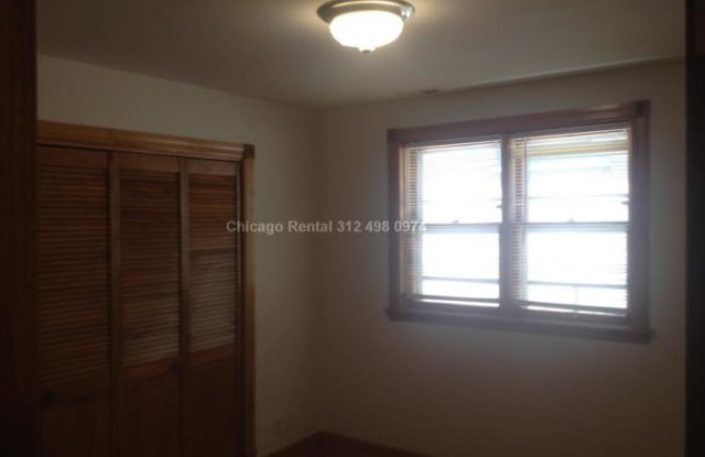 4157 W Addison - 4157 W Addison St, Chicago, IL 60641