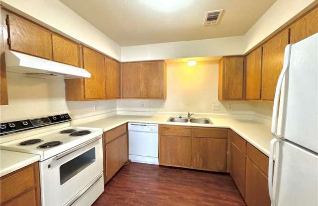 2817 Longmire Drive Gallery 1