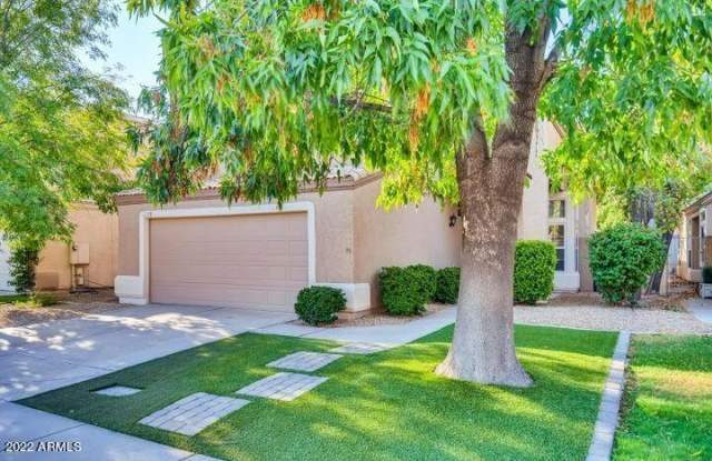 1510 E BEACON Drive Gallery 3