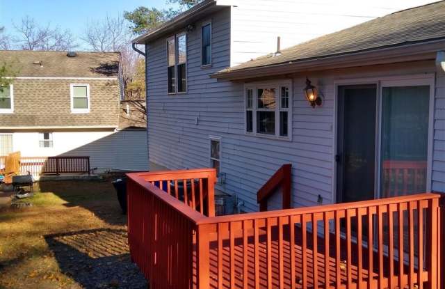8669 COOPERHAWK COURT Gallery 2