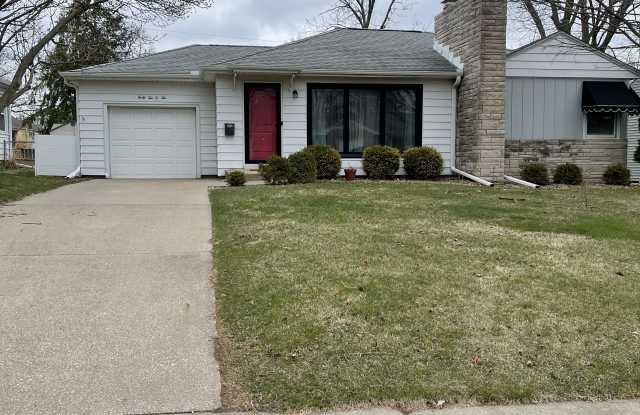 4202 N Devon Ln - 4202 North Devon Lane, Peoria, IL 61614