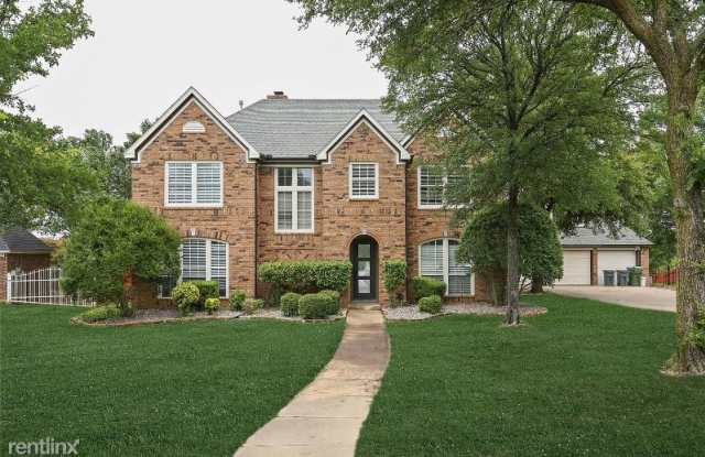 585 Oak Hill Dr - 585 Oak Hill Drive, Southlake, TX 76092