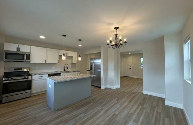 Spacious 3Bed/2Bath Townhome with Modern Amenities and Outdoor Space in Woodlawn MD Gallery 4