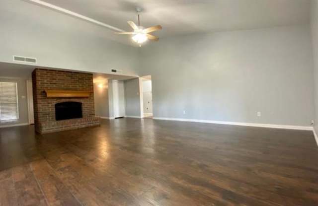 5033 Lewis Trail Gallery 2