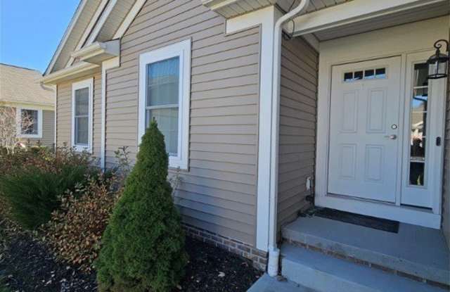806 Glendale Court Gallery 2