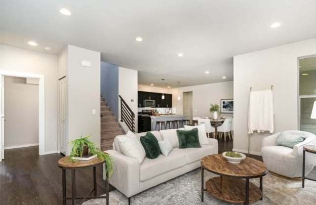 32977 Skyline Lane Gallery 3