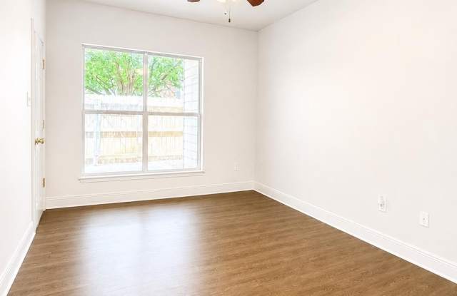 5165 Etta St Gallery 4