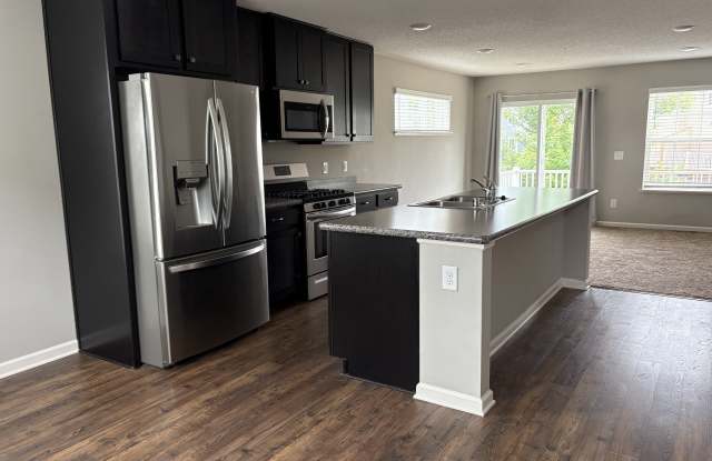 668 Town Center Pkwy photos photos