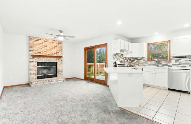 88 Mariners Ct Gallery 2