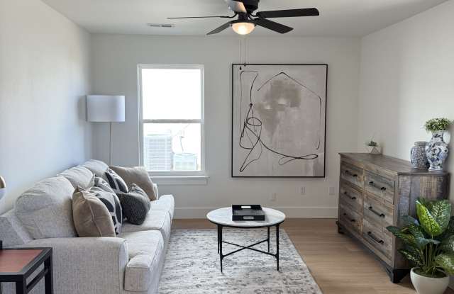1172 West Cato Springs Road Gallery 2