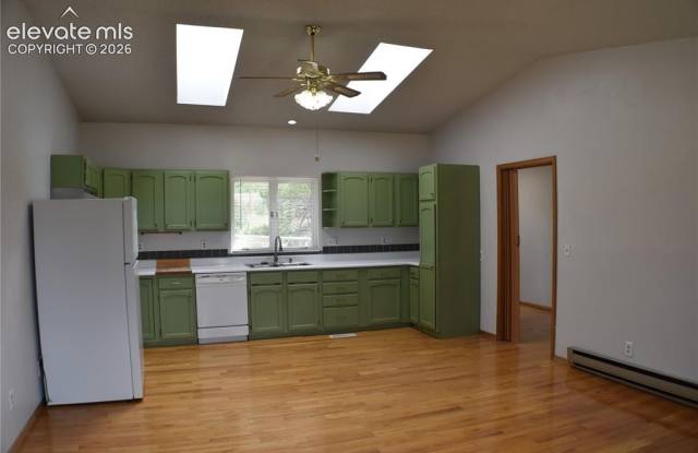 1014 Elfin Glen Drive Gallery 4