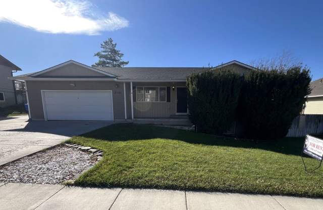 Beautiful 4 Bedroom 3-Bathroom Home photos photos