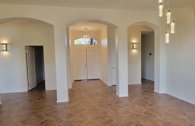 7323 E OVERLOOK Drive Gallery 4