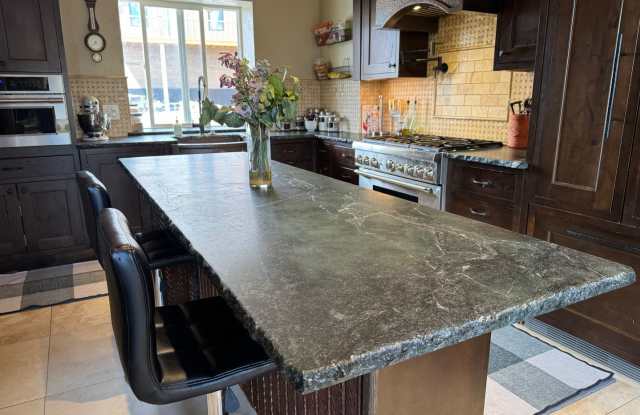 CB South Single Family Home for rent! Gallery 4