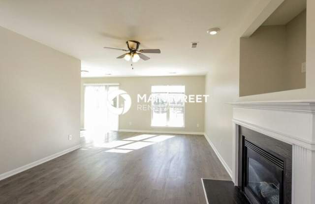 1001 Enderbury Drive Gallery 4