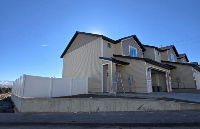 3042 5th St photos photos 3042 5th St photos photos