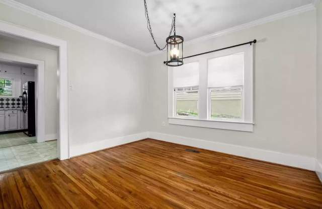 Beautiful 3bed/1bath Gallery 4