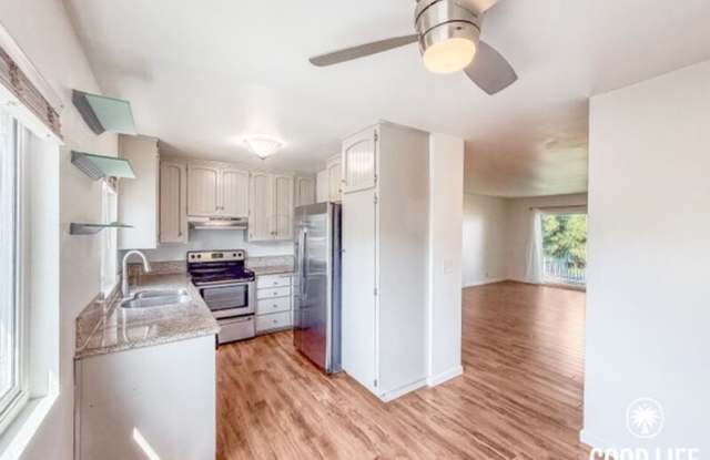 4540 Maple Ave photos photos