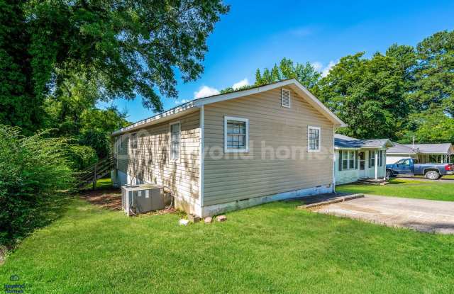 Charming 4-Bedroom, 2-Bath Home in Adamsville, AL – Now Available! photos photos
