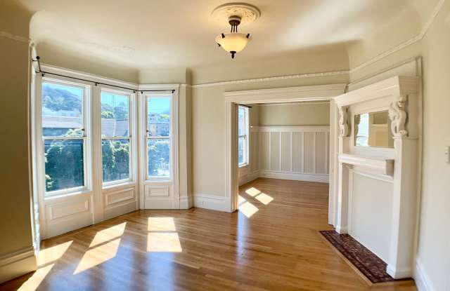Top Floor FULL FLOOR FLAT! Dual-Pane Windows, Dishwasher, Laundry On-site! photos photos Top Floor FULL FLOOR FLAT! Dual-Pane Windows, Dishwasher, Laundry On-site! photos photos