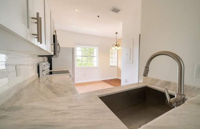 5670 NW 116th Ave - 5670 Northwest 116th Avenue, Doral, FL 33178 5670 NW 116th Ave - 5670 Northwest 116th Avenue, Doral, FL 33178