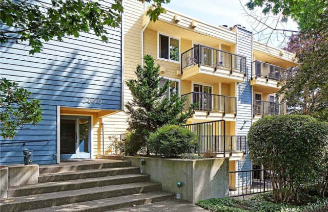 Beautifully Remodeled 1 Bed / 1 Bath in Wallingford/Fremont Gallery 1