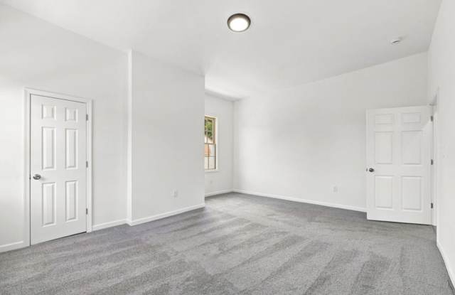 4 Bedroom, 3.5 Bath Gallery 4