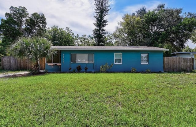 3996 NEPTUNE DRIVE SE - 3996 Neptune Drive Southeast, St. Petersburg, FL 33705