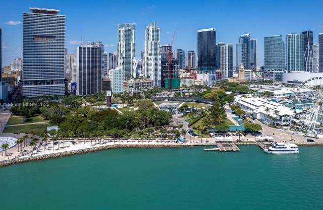 253 NE 2nd St photos photos