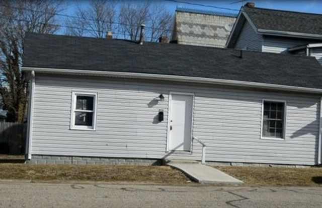 210 W. Union - 210 West Union Street, Circleville, OH 43113