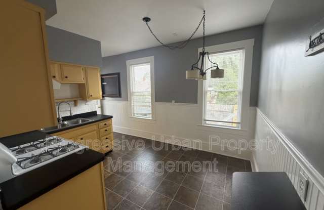2160 Alger Road - Downstairs Gallery 3