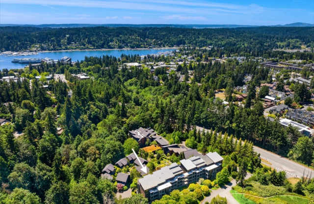 High-End Vineyard Lane Condominium Gallery 4