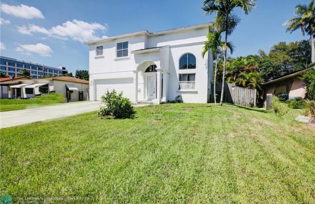 109 NE 2nd Pl - 109 Northeast 2nd Place, Dania Beach, FL 33004
