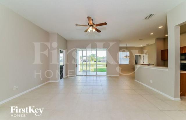 4326 61st Avenue East Gallery 4