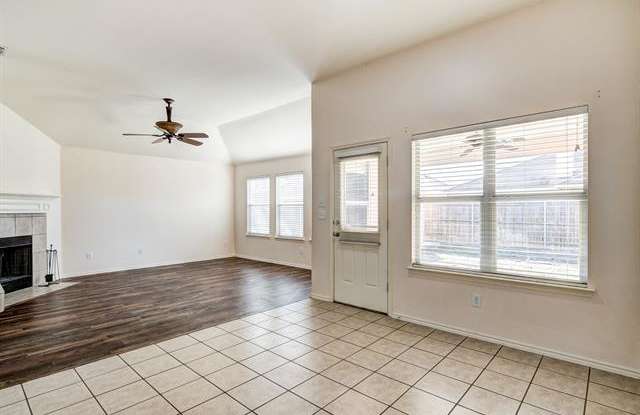1821 White Pine Trail Gallery 4