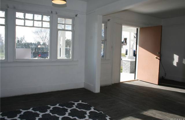 303 N Mcclay Street N Gallery 3