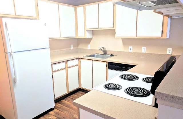 Trailside Apartments photos photos