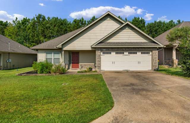 3 Bedroom, 2 Bath, 1826 Heated Sq Ft Home in Lee County - 82 Lee Road, Lee County, AL 36870 3 Bedroom, 2 Bath, 1826 Heated Sq Ft Home in Lee County - 82 Lee Road, Lee County, AL 36870