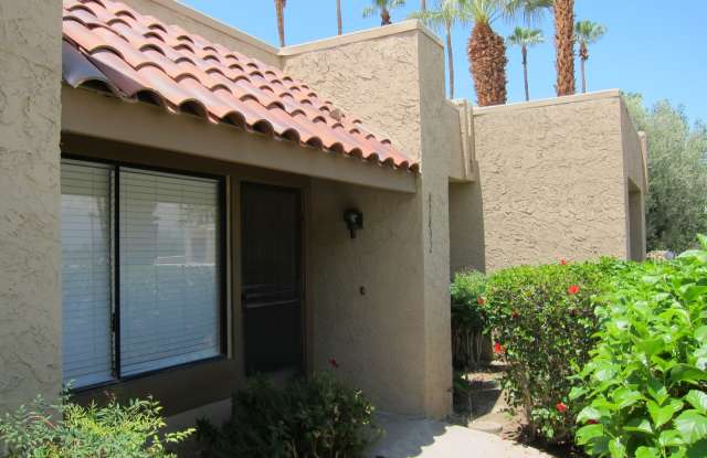 47892 Oasis Court Gallery 1