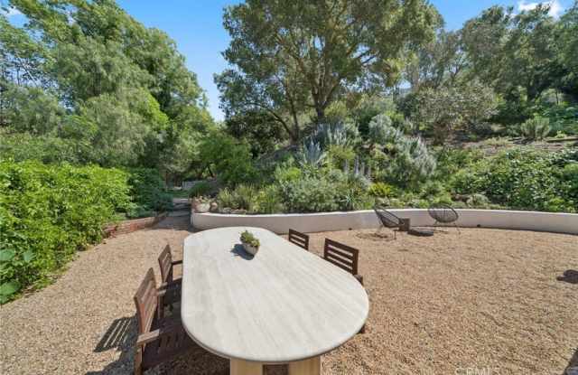 1377 Lewellyn photos photos