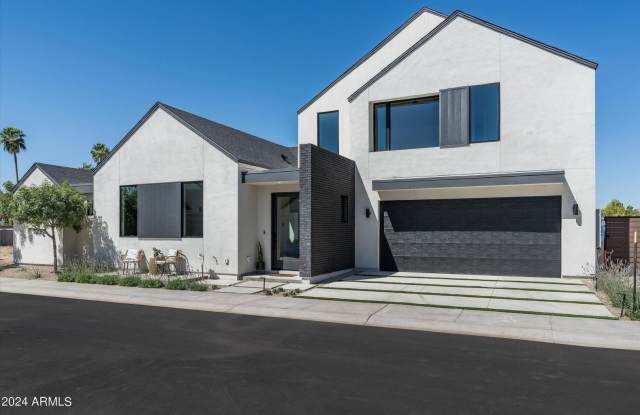 6324 N 10th Drive Gallery 4
