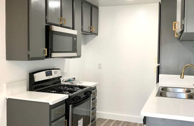 14755 Victory Blvd. photos photos 14755 Victory Blvd. photos photos