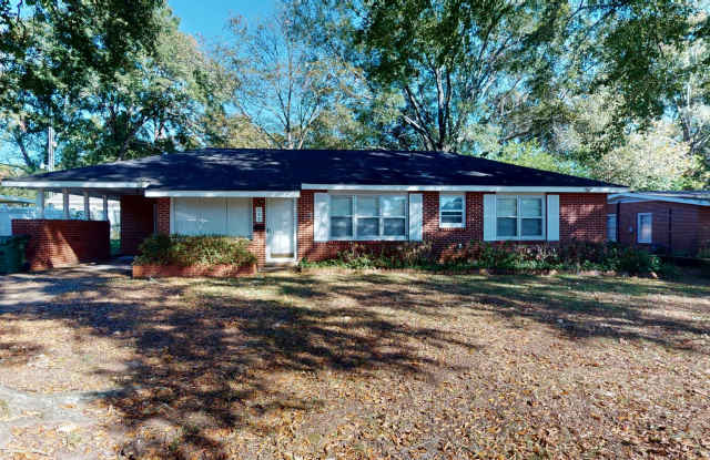 Charming 3/2, remodeled home in Dalraida - 942 Hillman Street, Montgomery, AL 36109