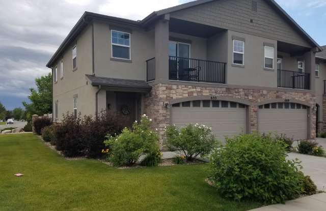3 Bed Townhome with Mountain Views and Community Pool photos photos