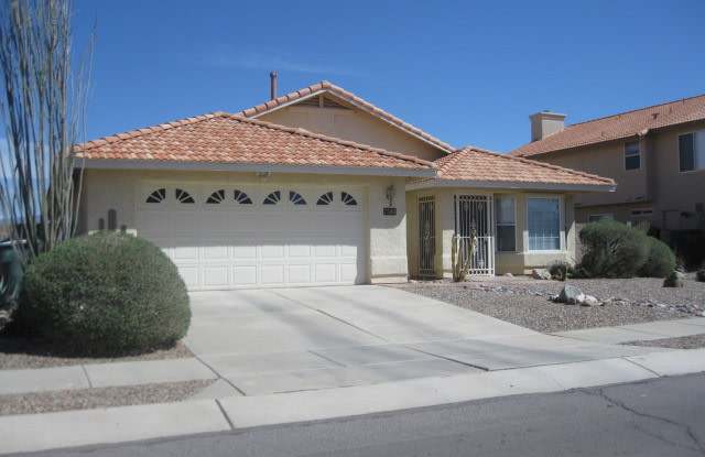 Attractive Spacious 3 Bedroom with Den or 4th Bedroom in Rita Ranch photos photos Attractive Spacious 3 Bedroom with Den or 4th Bedroom in Rita Ranch photos photos