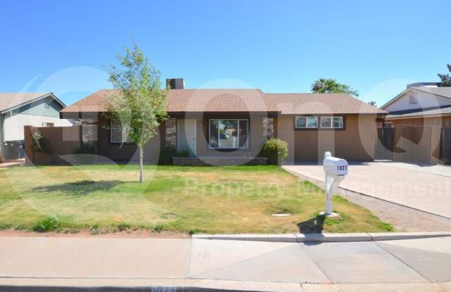 1927 East Emerald Avenue - 1927 East Emerald Avenue, Mesa, AZ 85204
