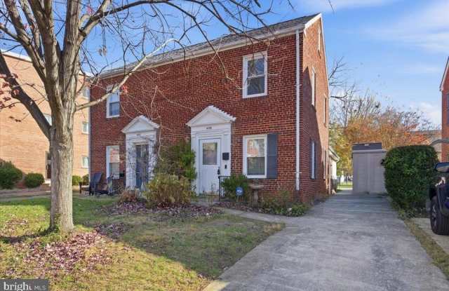 403 S VEITCH Street - 403 South Veitch Street, Arlington, VA 22204