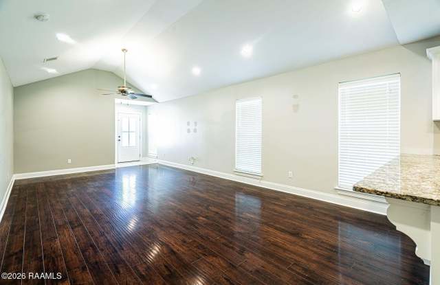 319 Harvest Lane Gallery 4